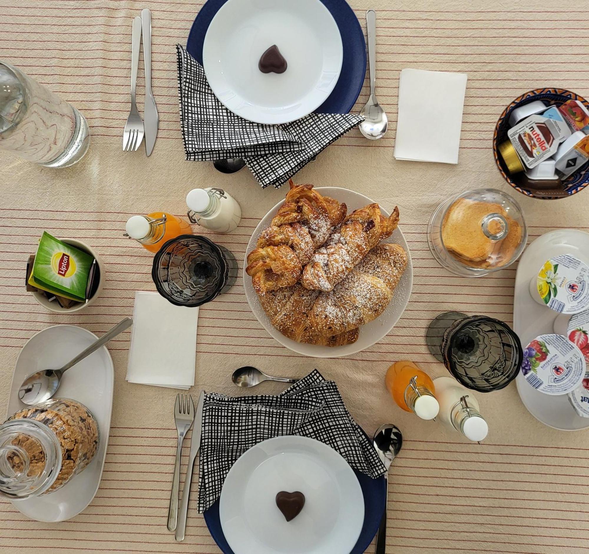 Bed and Breakfast La Dimora Dell'Arte Bari Exterior foto